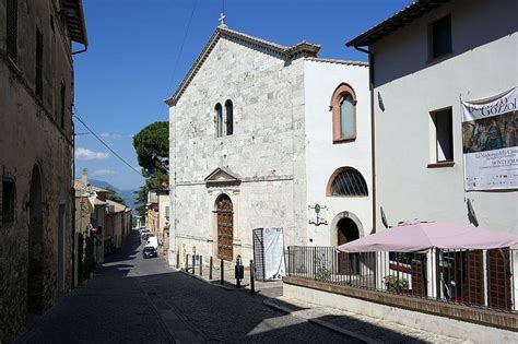 Montefalco: cosa vedere, dove mangiare e cosa fare la sera